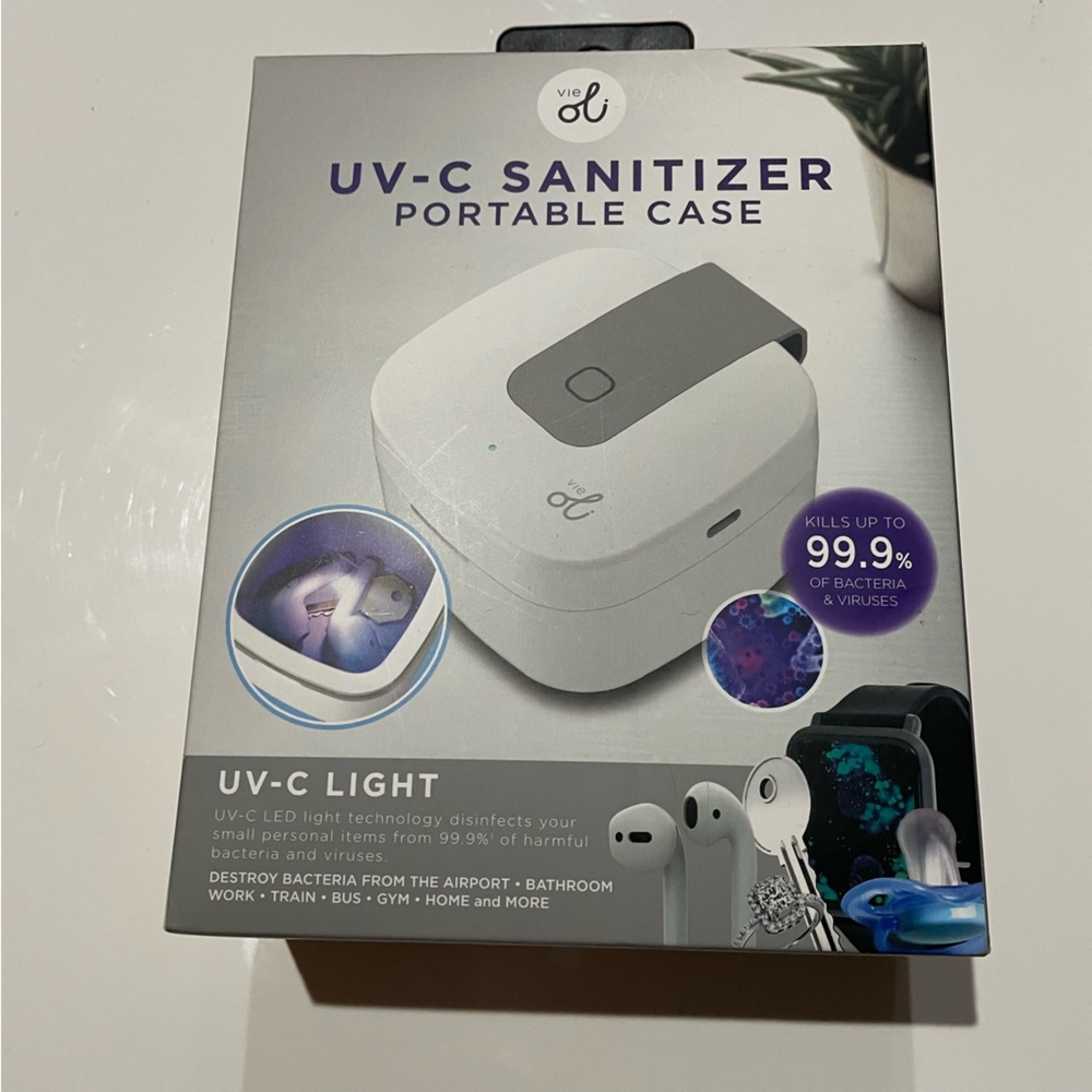 UV-C Sanitizer -Portable Case - Helps Fight COVID bacteria